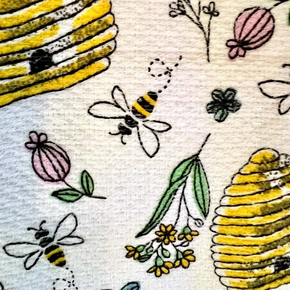 Set of 2 Yellow Beehives Textured Kitchen Towels Spring Garden Flowers Bees - Picture 3 of 9